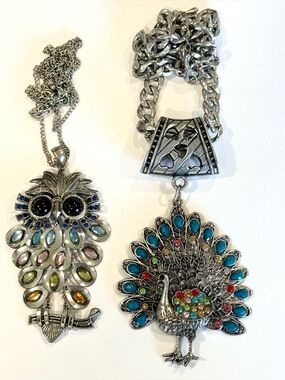 Vintage Lot Of 2 Animal Necklaces Peacock Owl Rhinestone Pendants Birds